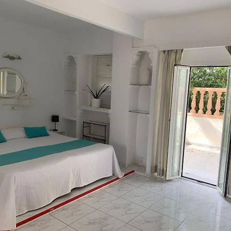 Estudio Espujols Apartment Ес Пухолс Екстериор снимка